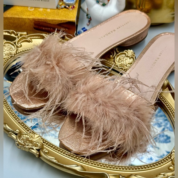 🆕 LOEFFLER RANDALL 🧿 NWOB Lilly Crinkle Metallic Slide Sandal With Feather Pom - Picture 10 of 16